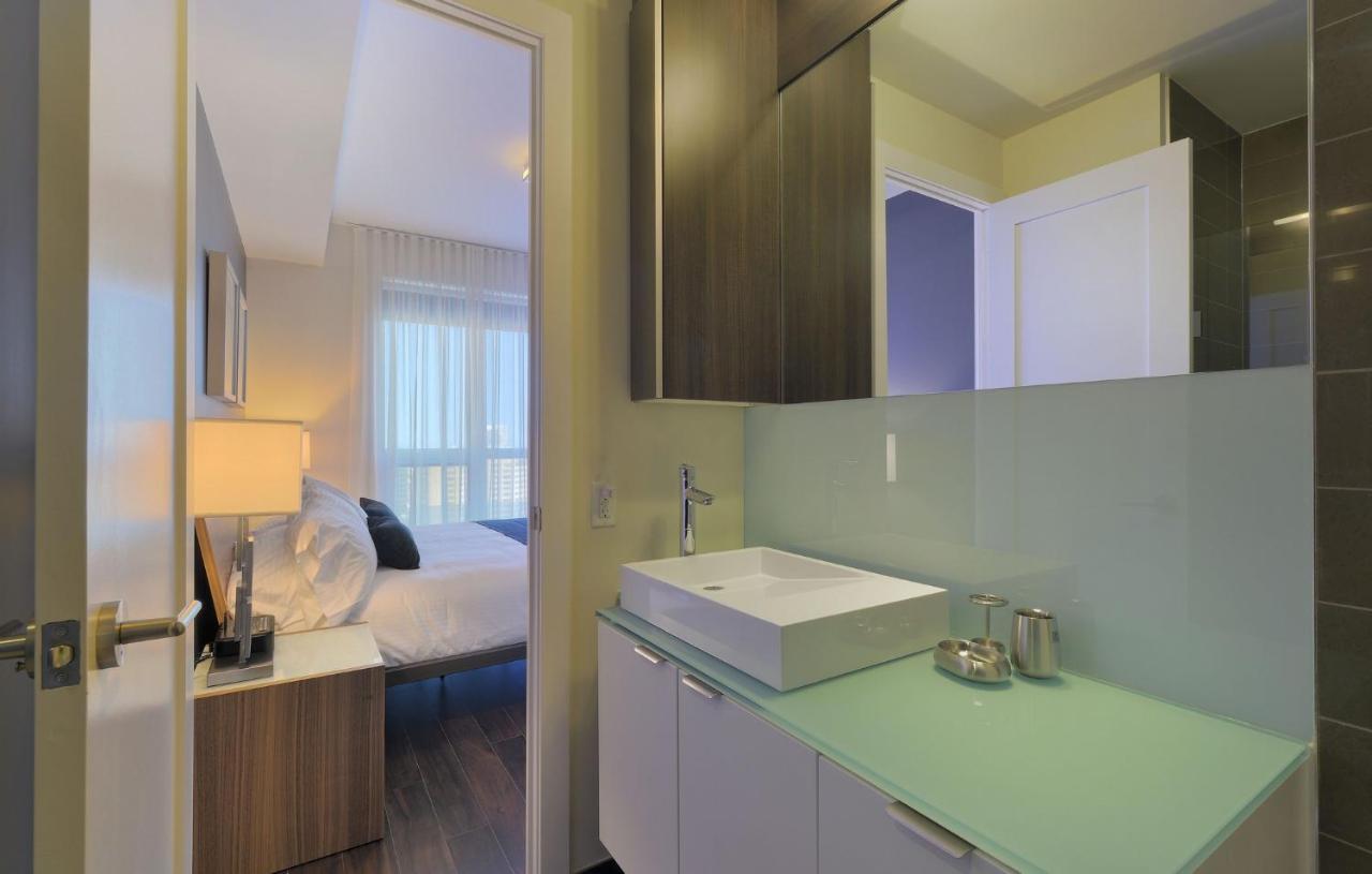 Delsuites - 300 Front Street - 30 Night Stays Toronto Exteriör bild