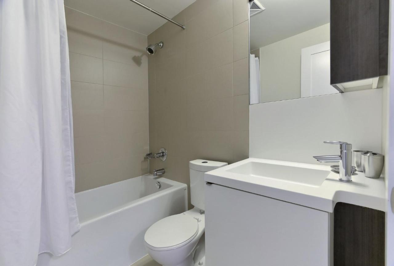 Delsuites - 300 Front Street - 30 Night Stays Toronto Exteriör bild