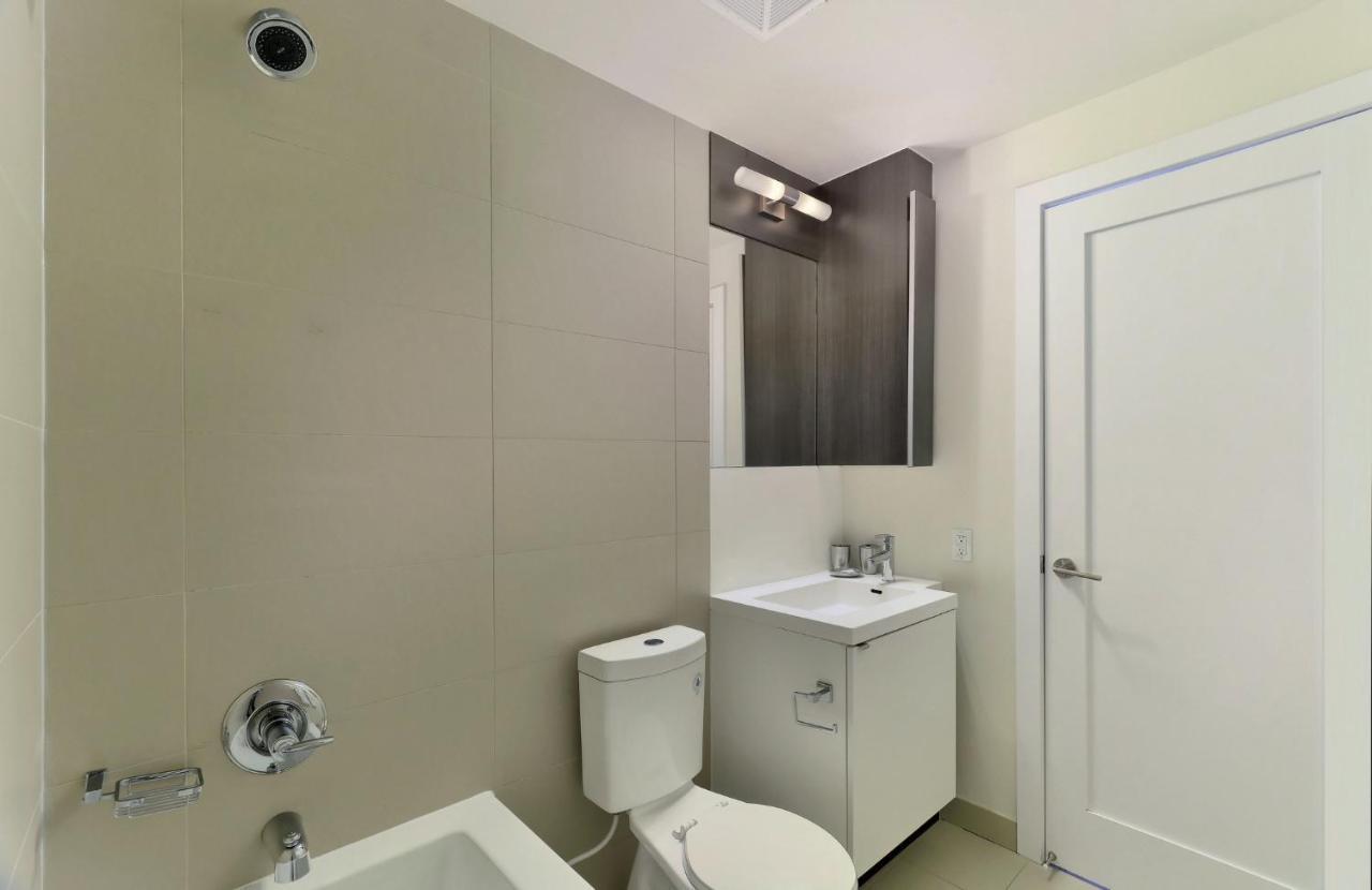Delsuites - 300 Front Street - 30 Night Stays Toronto Exteriör bild